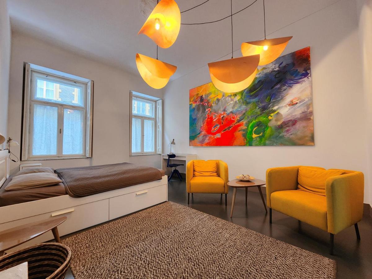 Stylish Holiday Art Apartment - Wifi & Great Location — Fotók 3